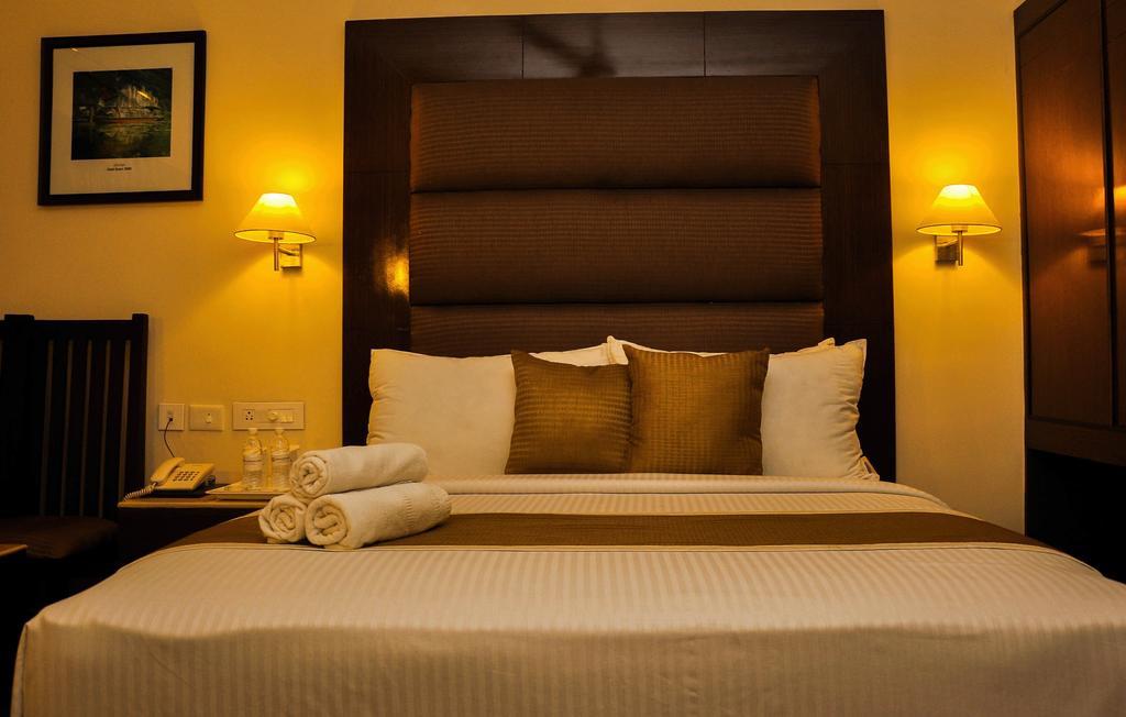 Hotel The Gopinivas Grand à Kânyâkumârî Chambre photo