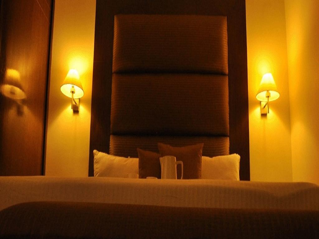Hotel The Gopinivas Grand à Kânyâkumârî Chambre photo